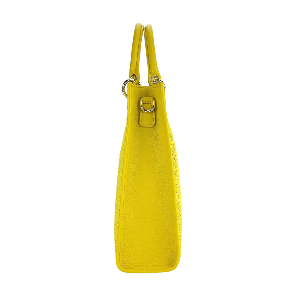 RB1026R | Women's upright hand bag in Genuine Leather and Straw Made in Italy. Removable and adjustable leather shoulder strap. Shiny Gold accessories - Yellow color - Dimensions: cm 24 x 29 x 9